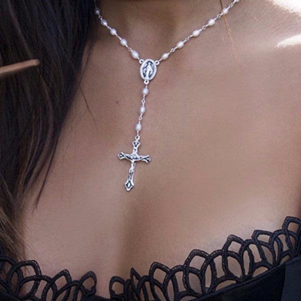 La Noche Buena Rosary Necklace