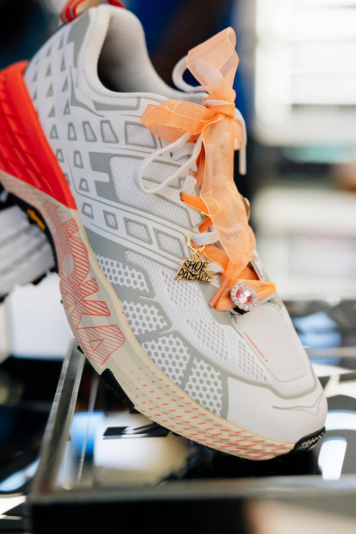 VidaKush Brings the Shoelry Bar to the Shoe Palace x HOKA Event