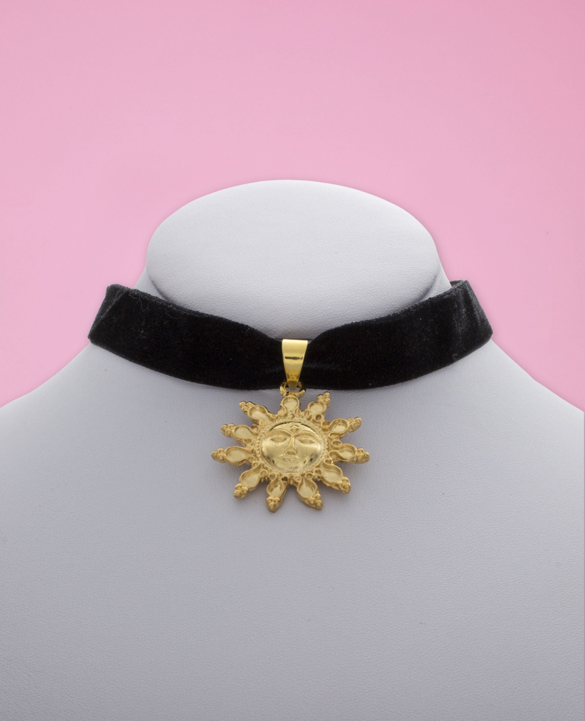 Sun Choker