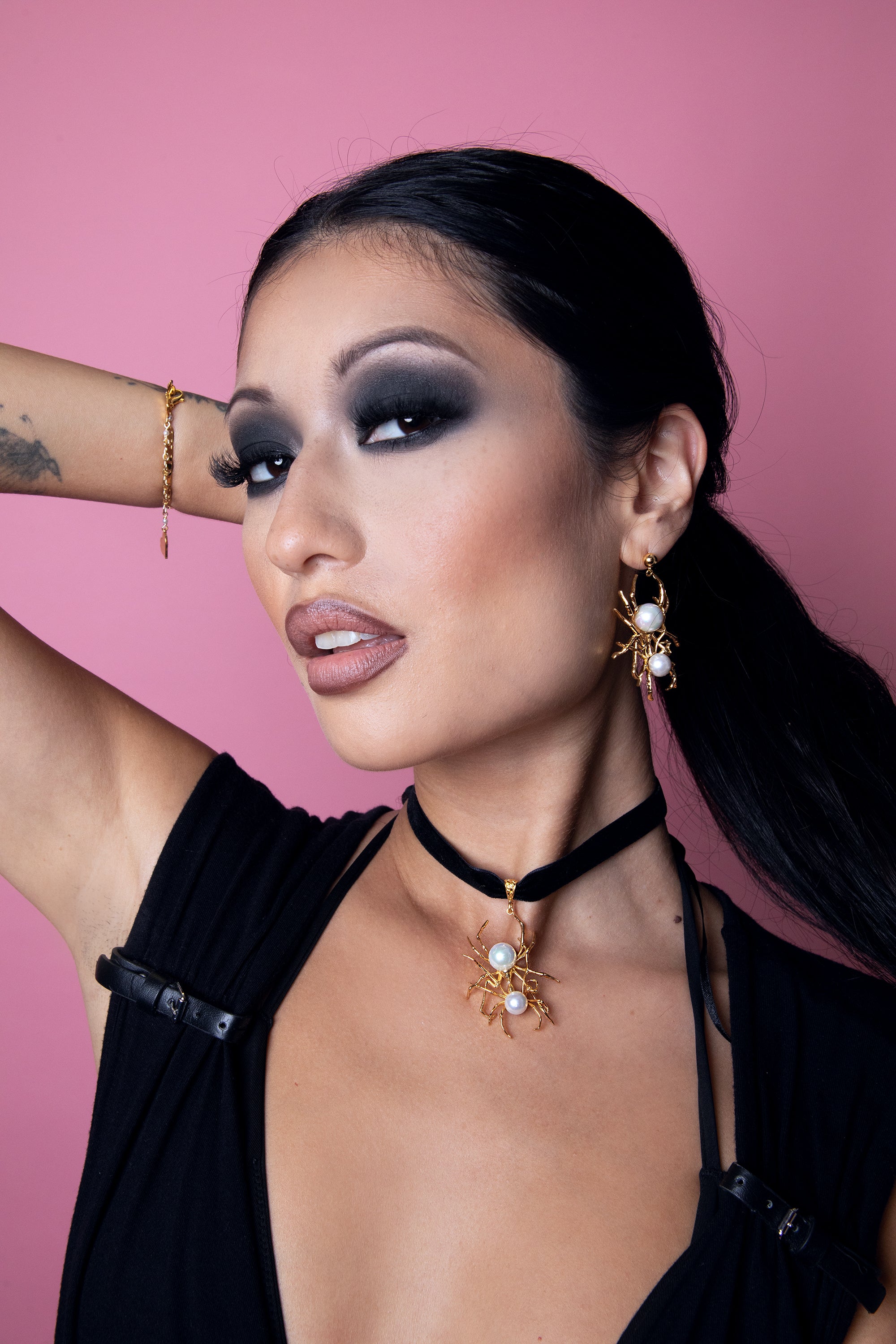 Kissing Spider Choker