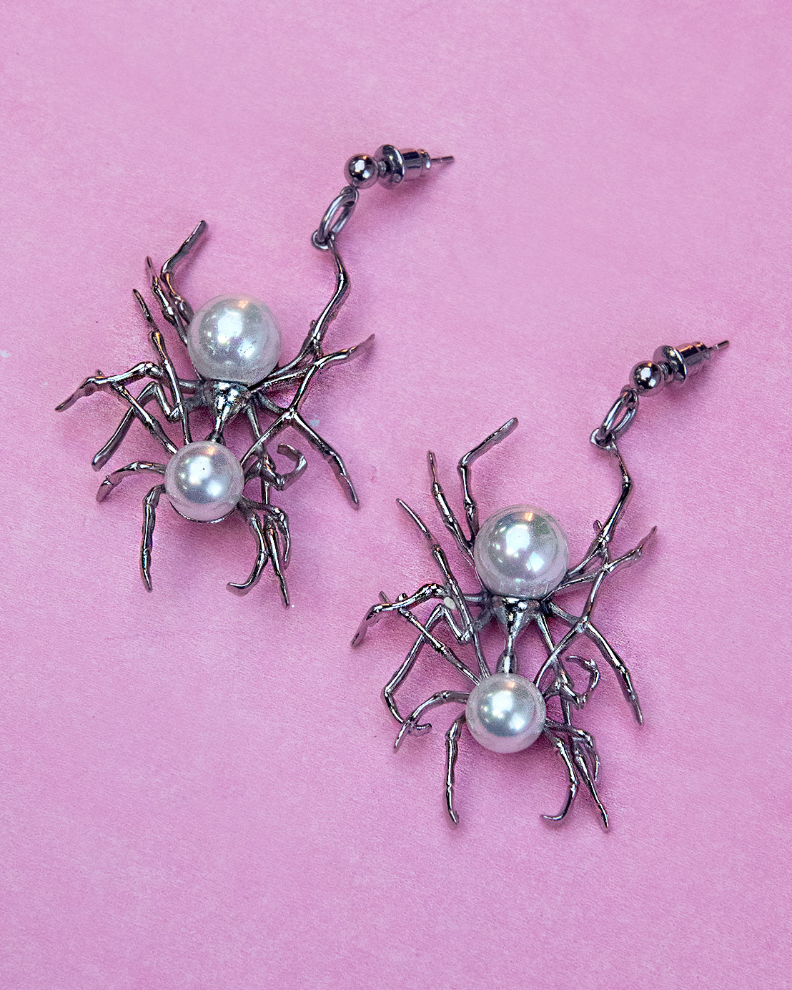 Kissing Spider Earrings