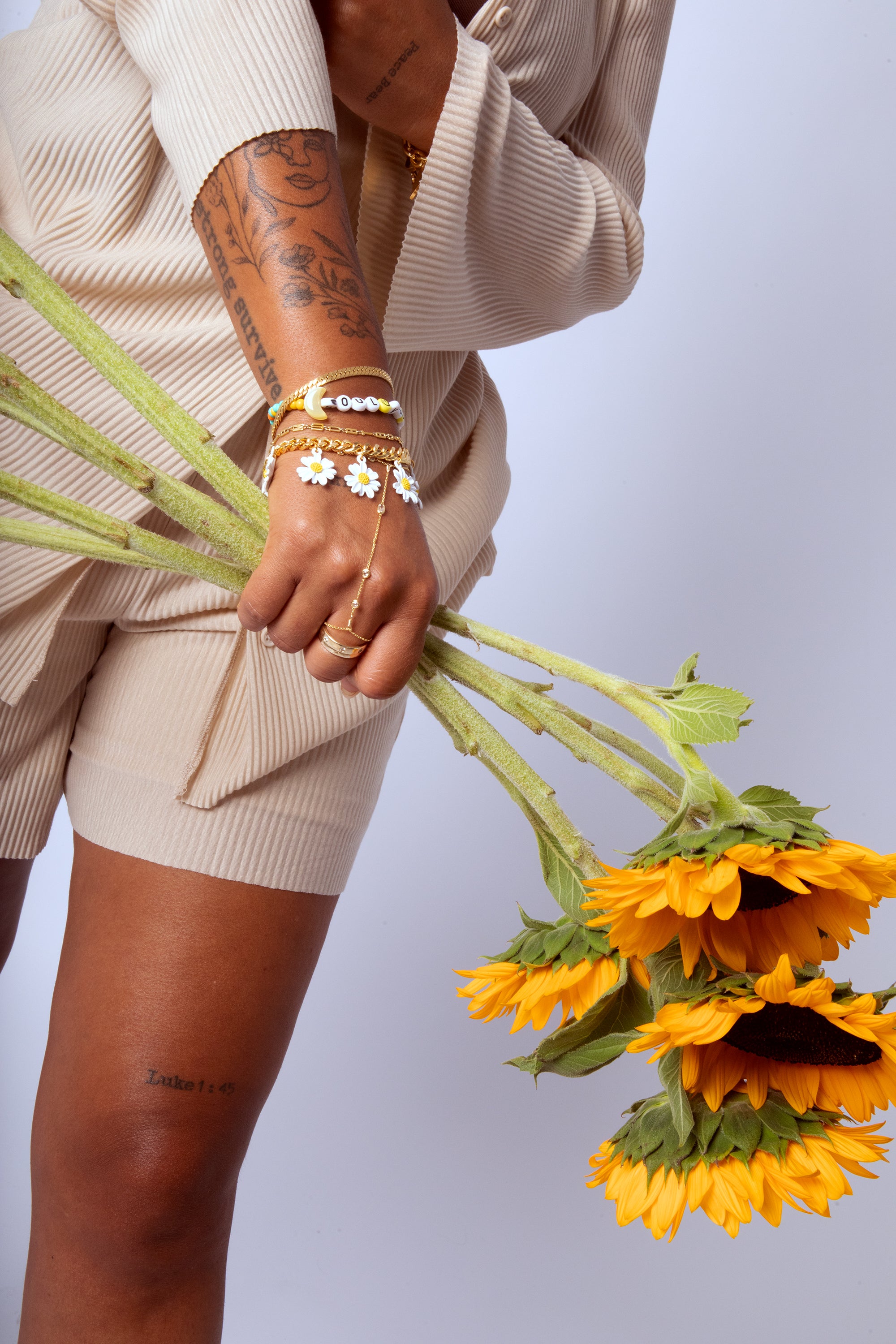 Daisy Charm Bracelet