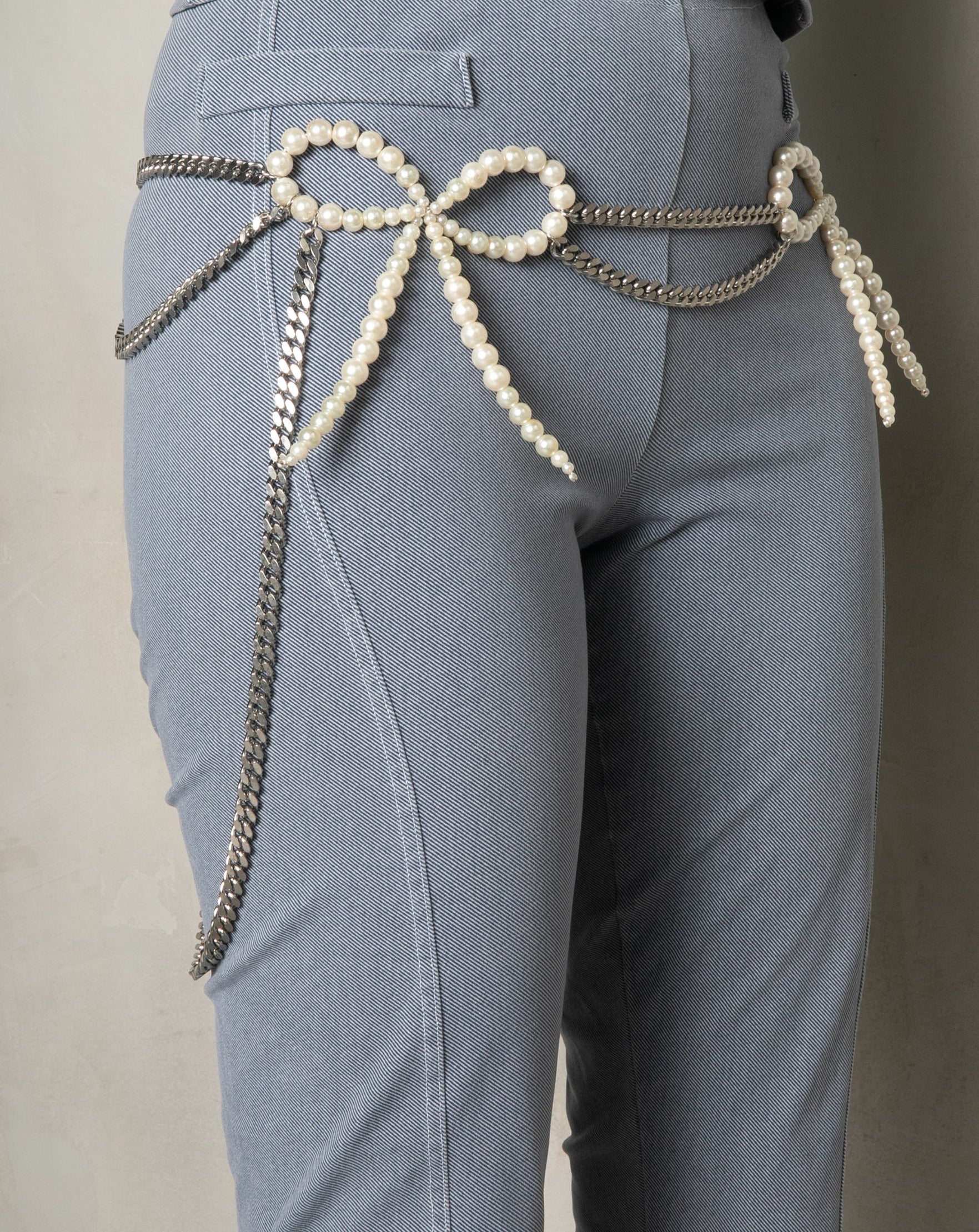 Pearl Bow Belt