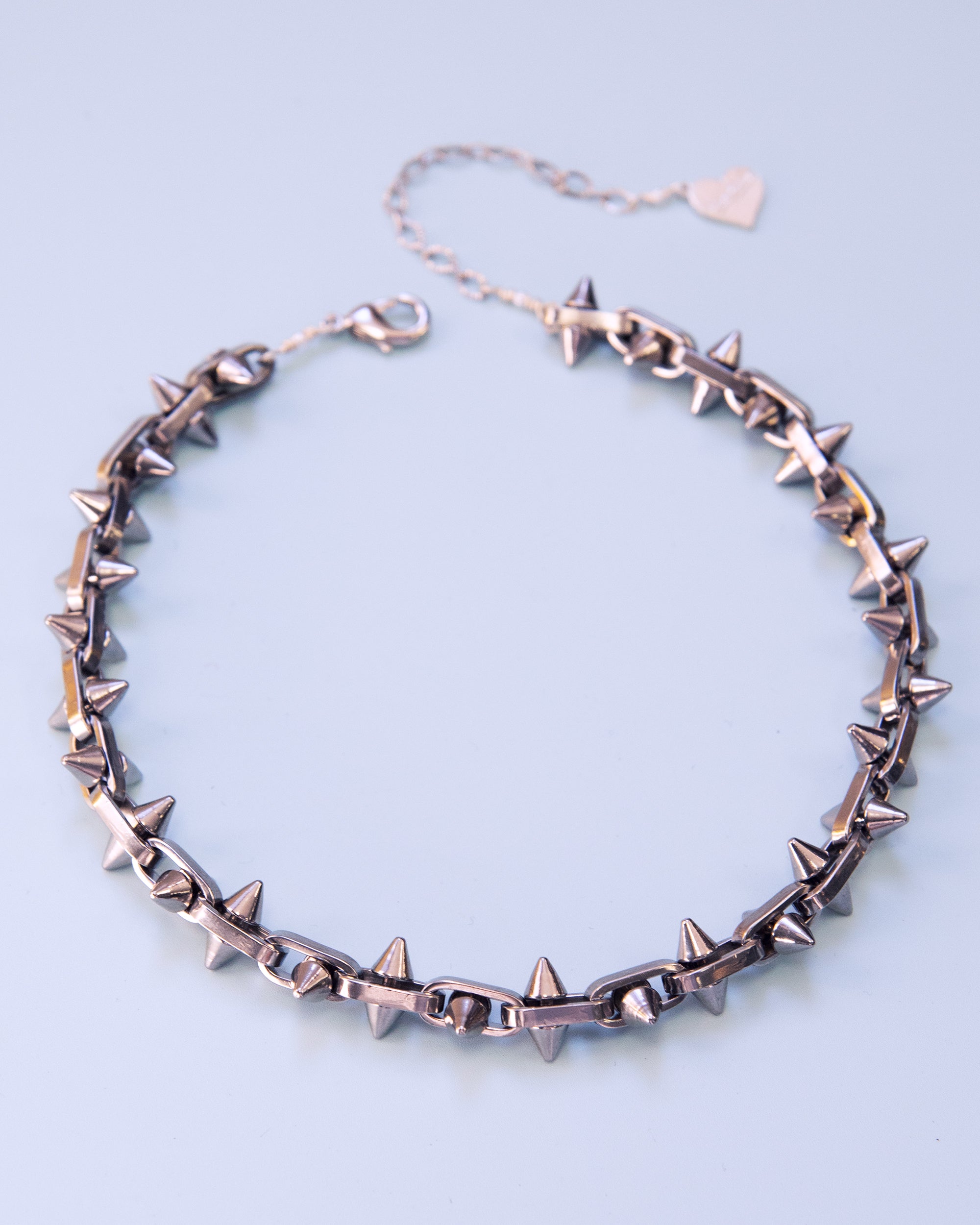 Spike Choker
