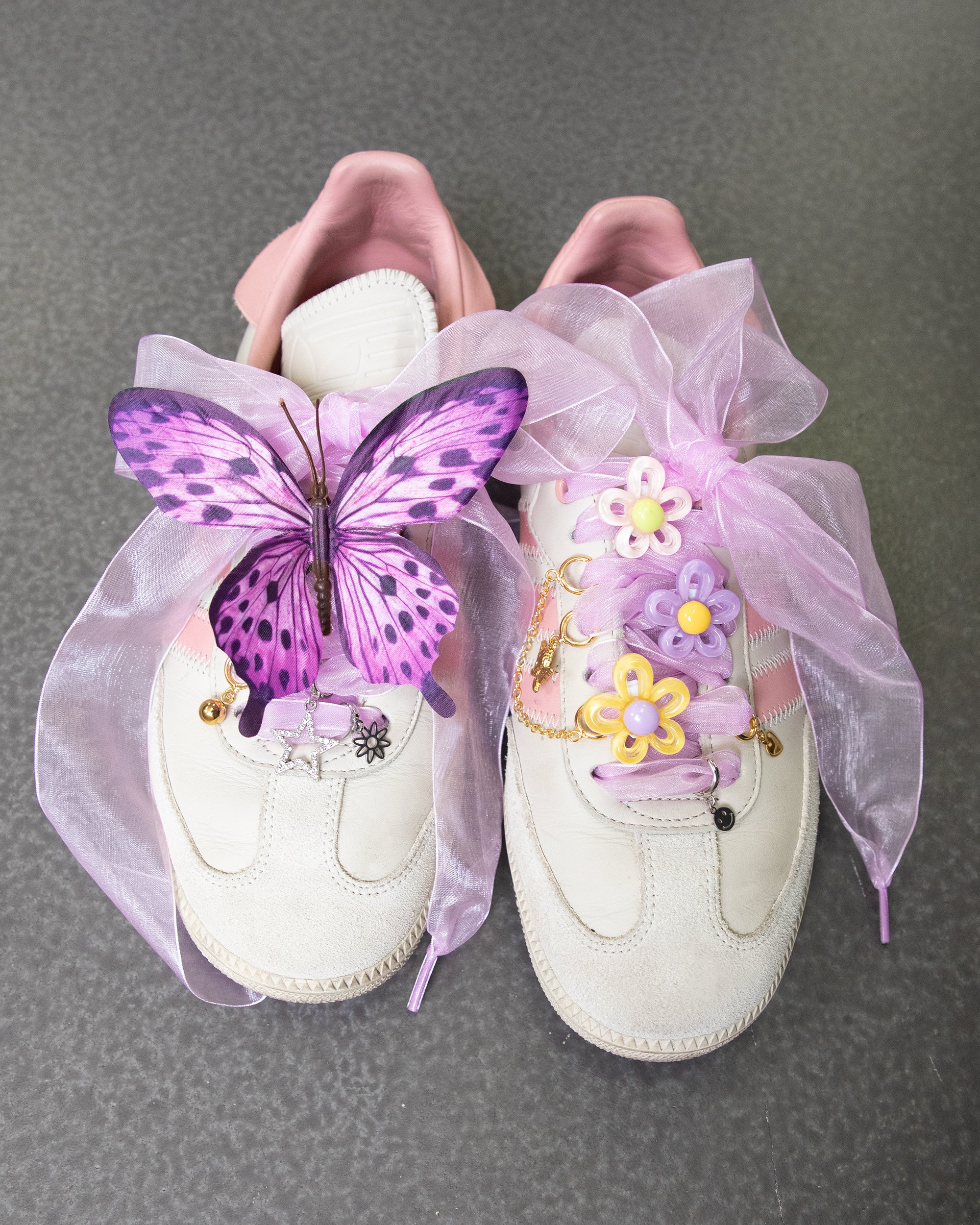 Lace Me in Love Shoelery Kit