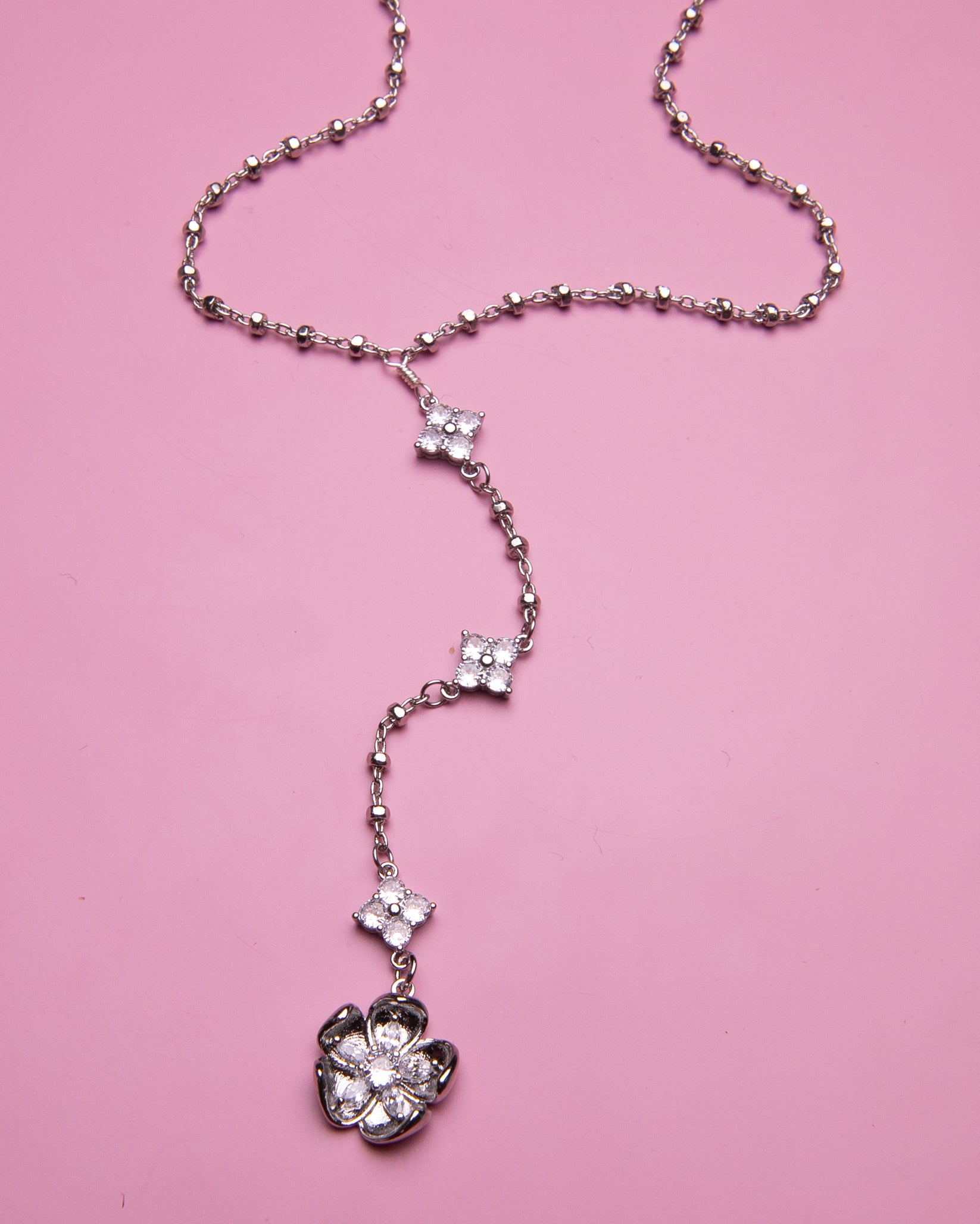 Anemone Flower Y Necklace