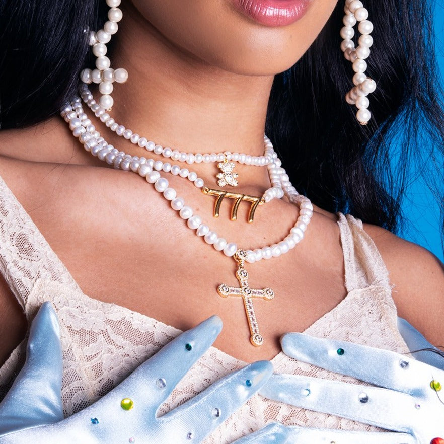 Pearl Teddy Bear Necklace