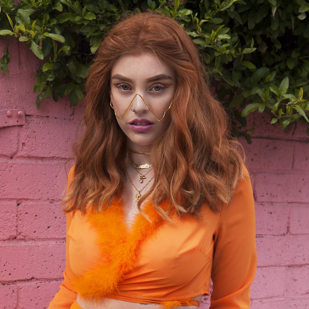 Minimal Frequencies Wire Glasses