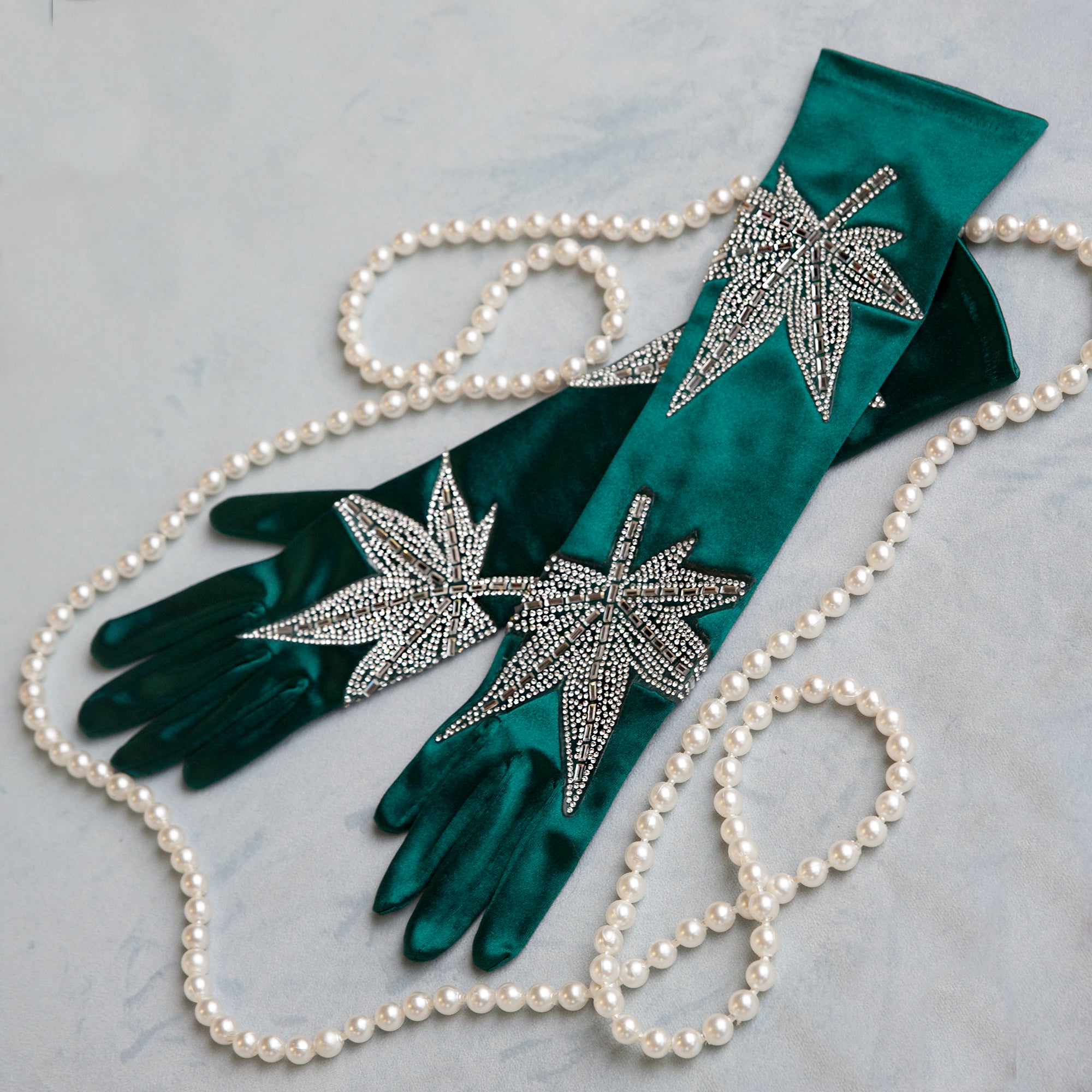 Mary Jane Smoking Gloves