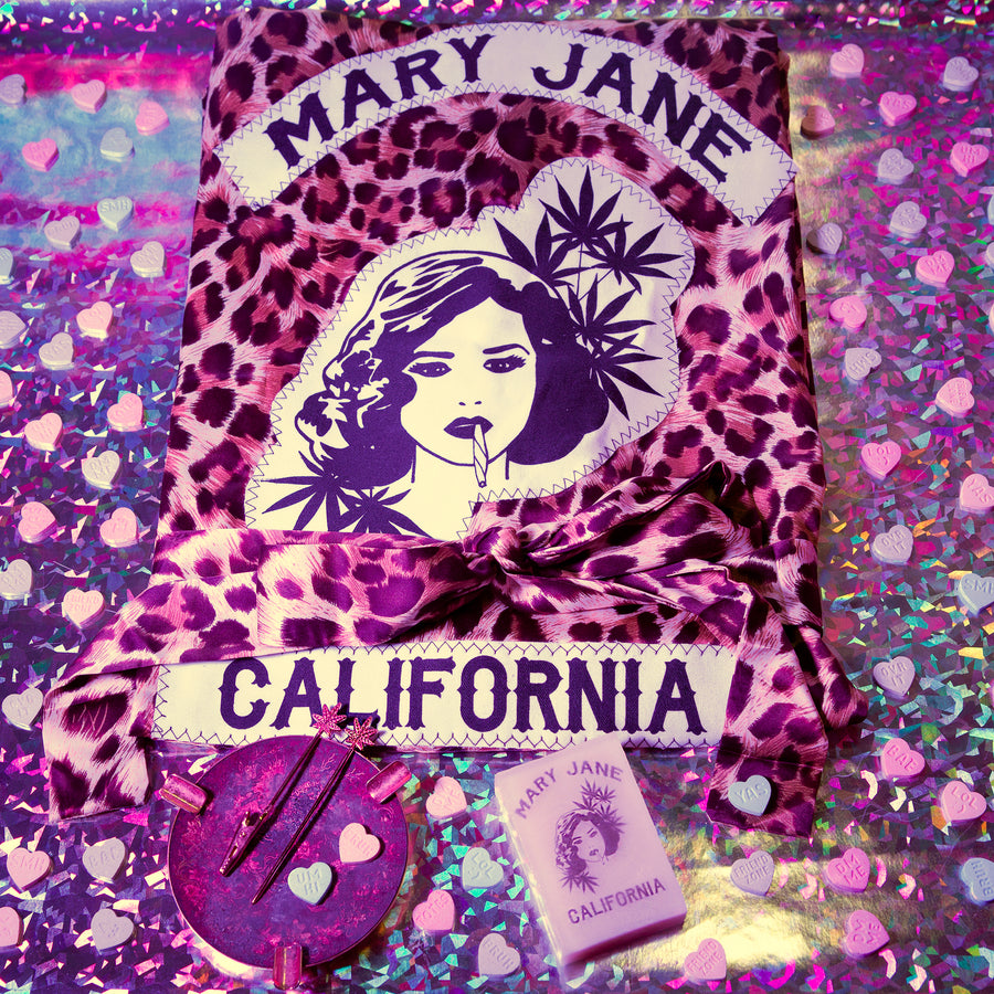 Mary Jane Gang Smoking Kit