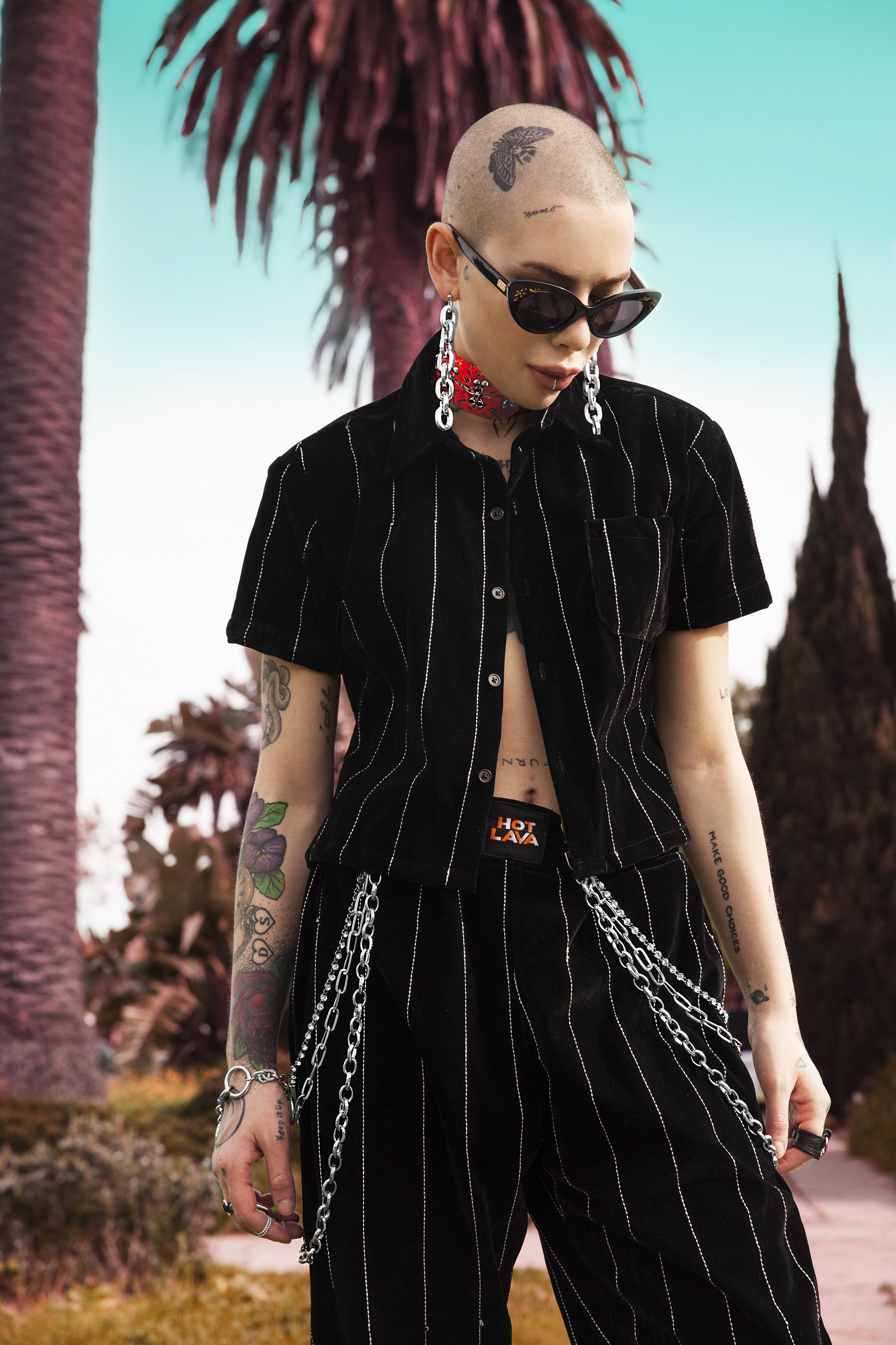 Exaggerated Pocket Chain