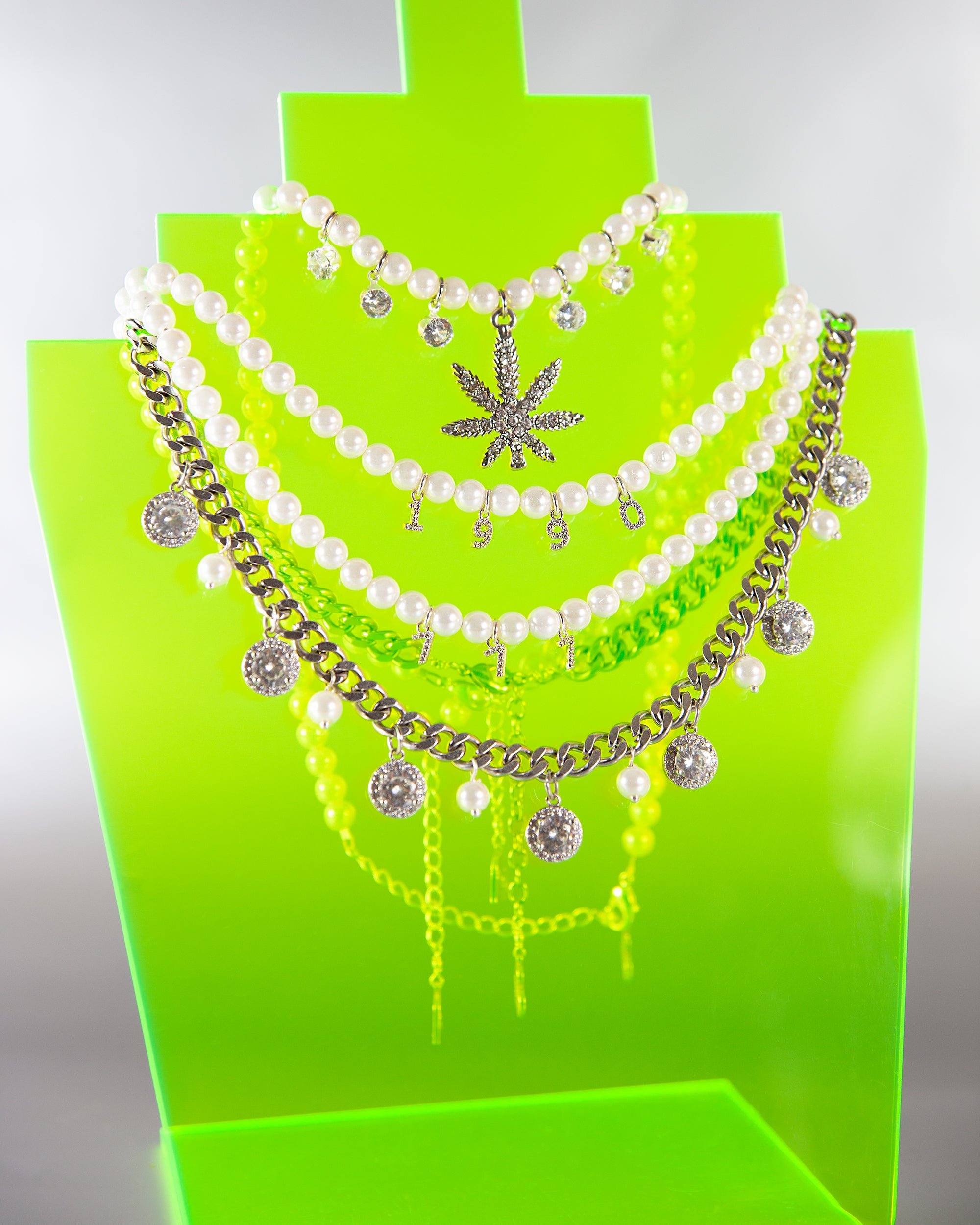 Smoke and Pearls Necklace