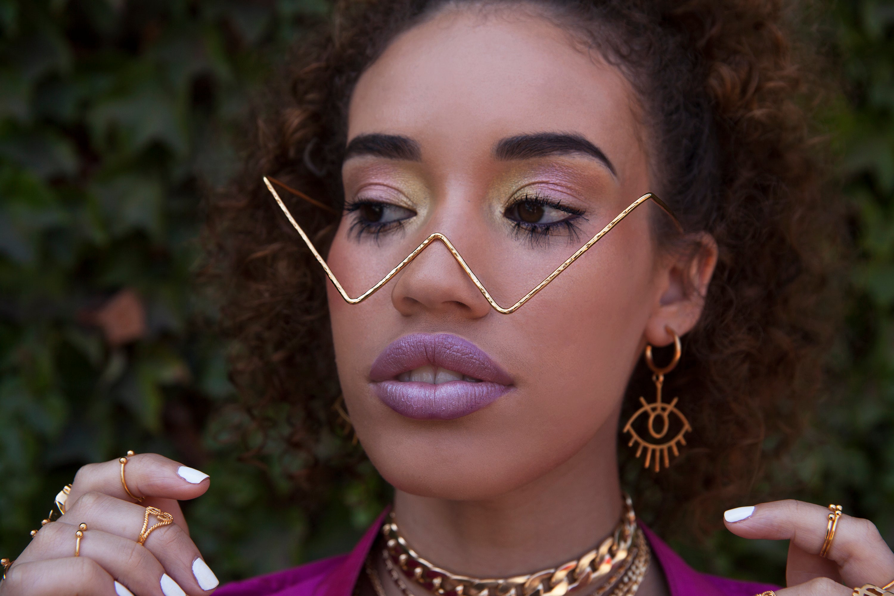 Inverted Triangle Wire Glasses