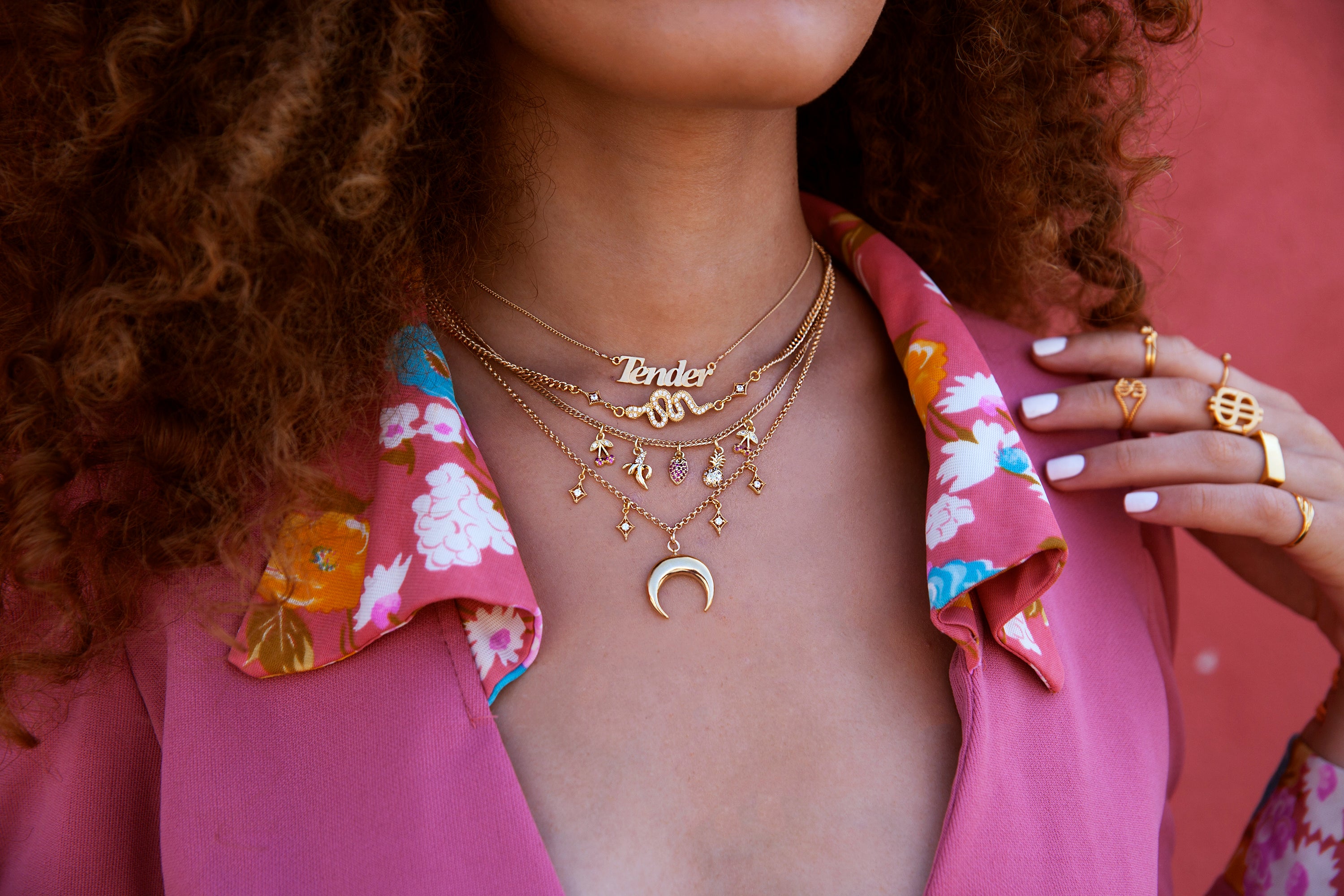 Tender Nameplate Necklace