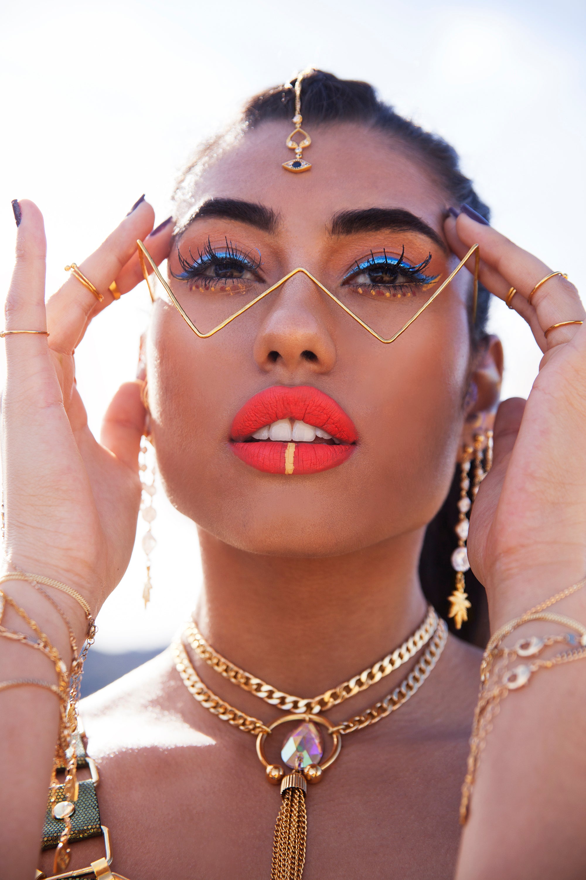 Inverted Triangle Wire Glasses