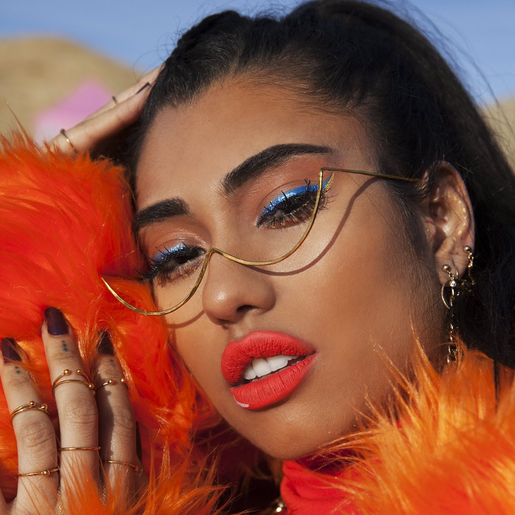 Mini U Shaped Wire Glasses