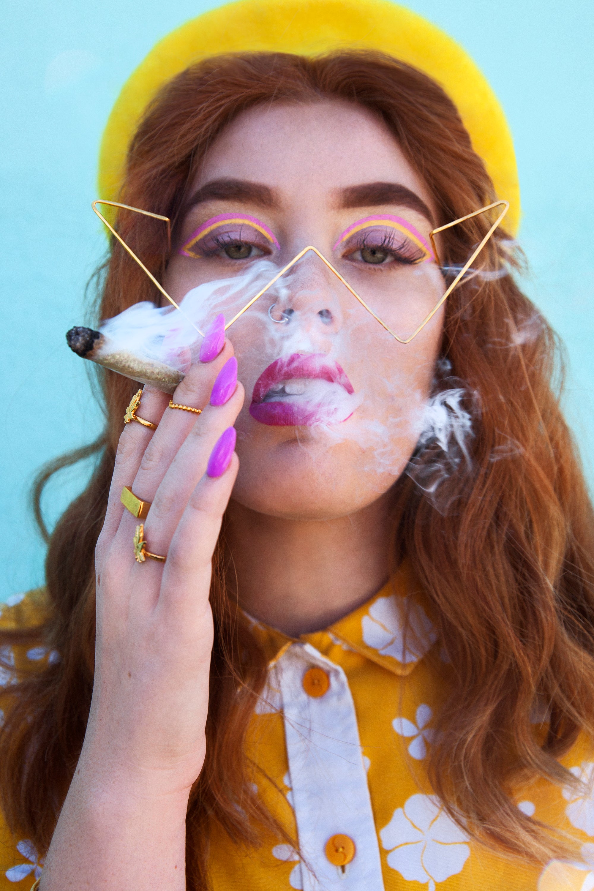 Minimal Arrow Wire Glasses