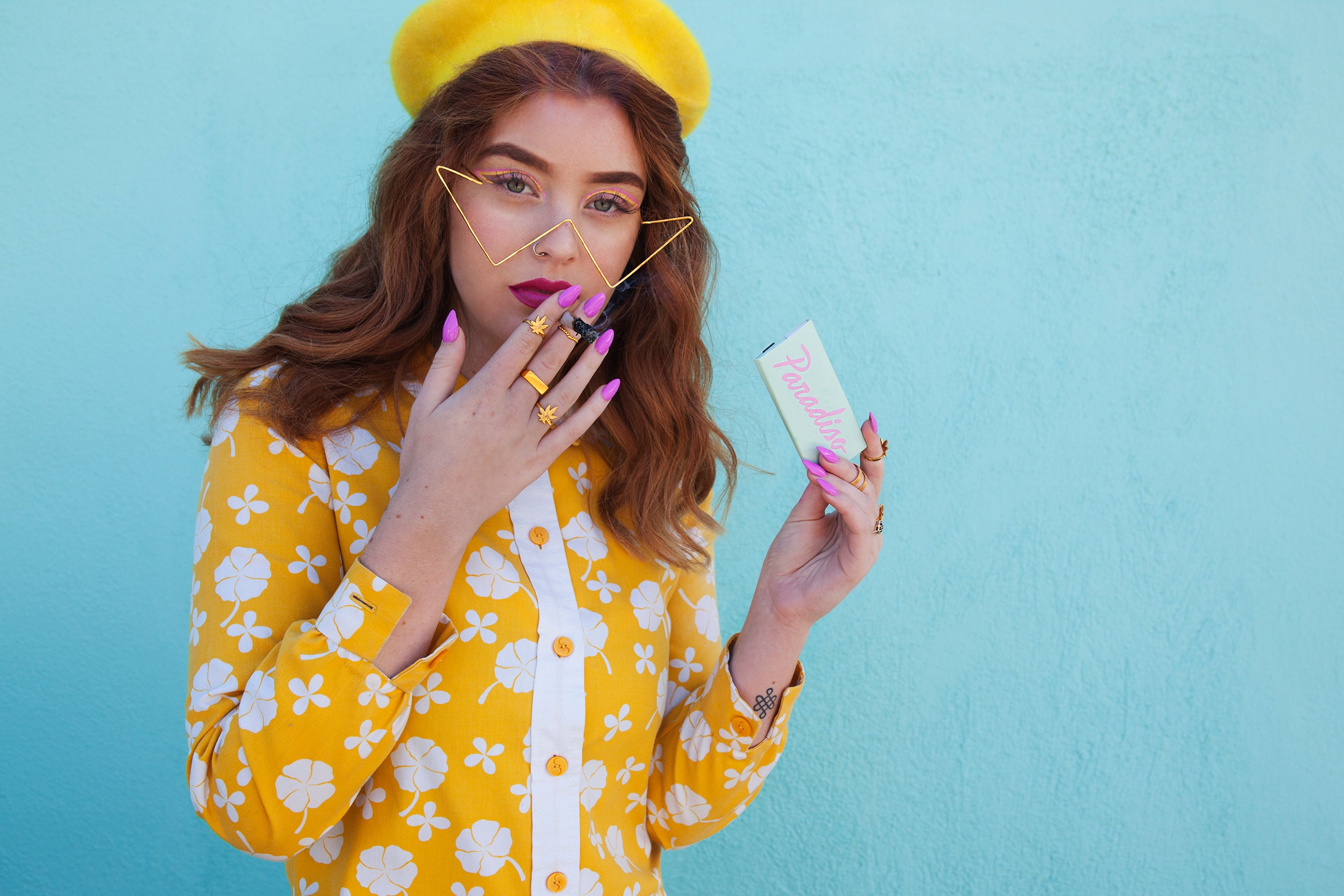 Minimal Arrow Wire Glasses