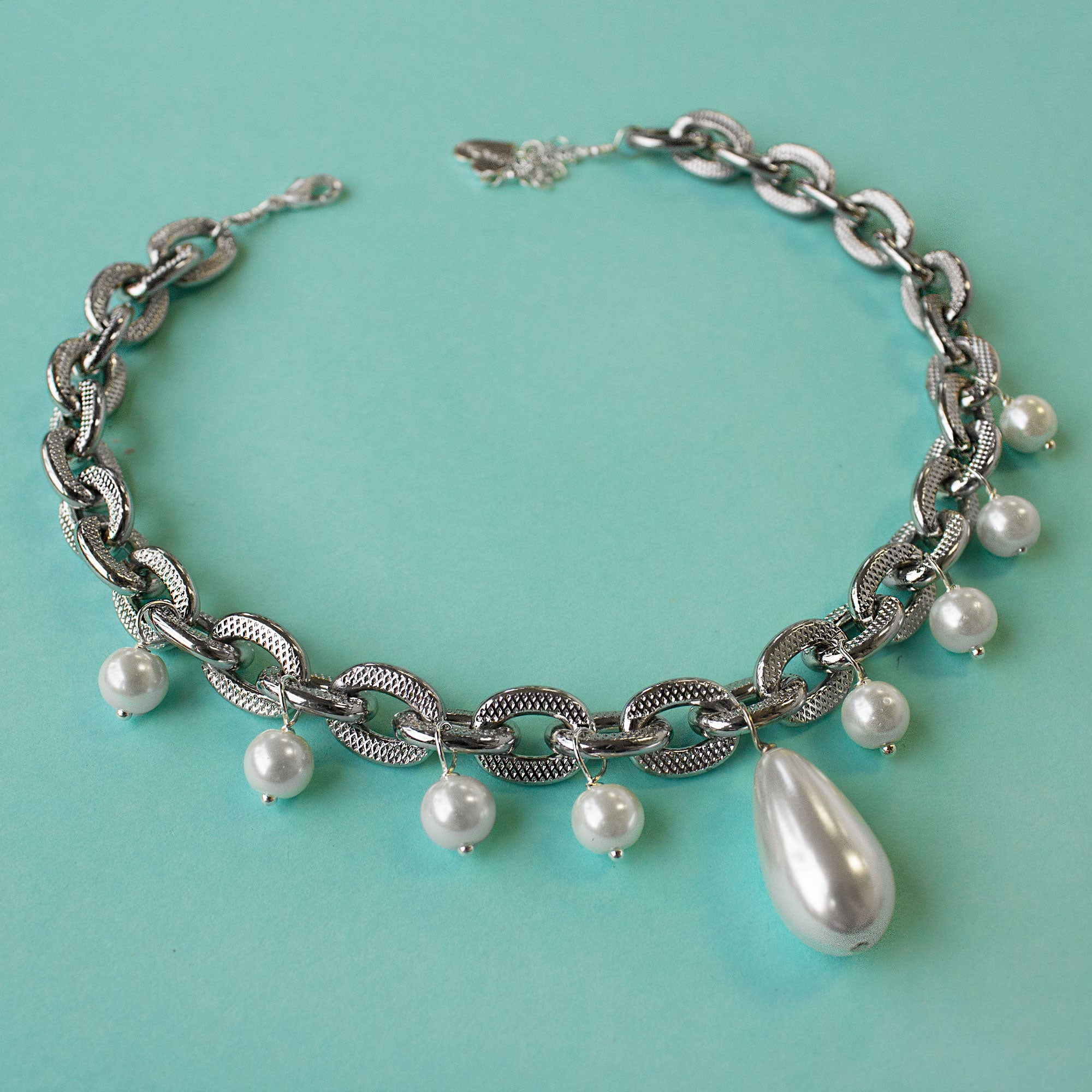 Misfit Pearl Necklace