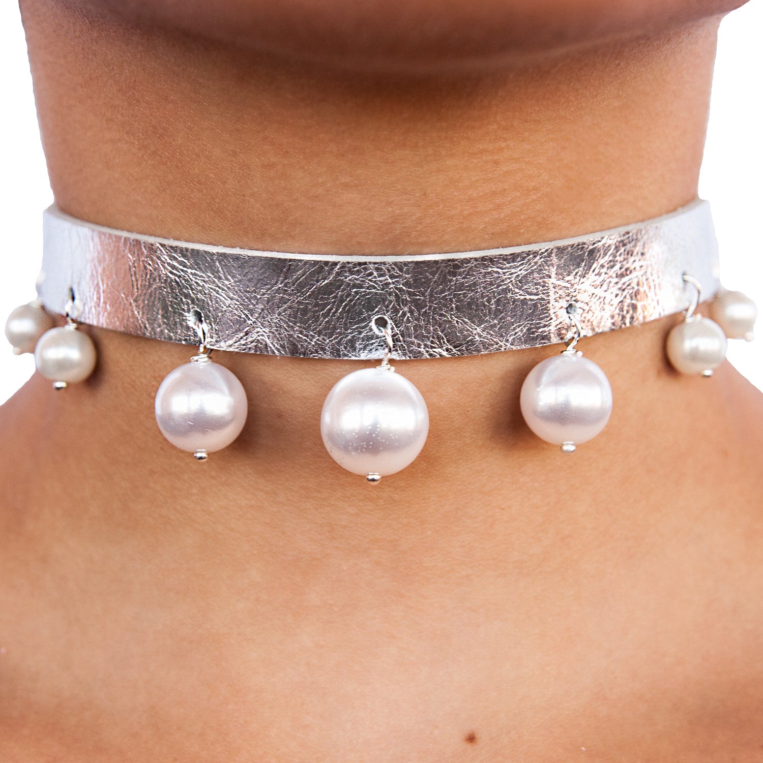 Pearl Ball Leather Choker