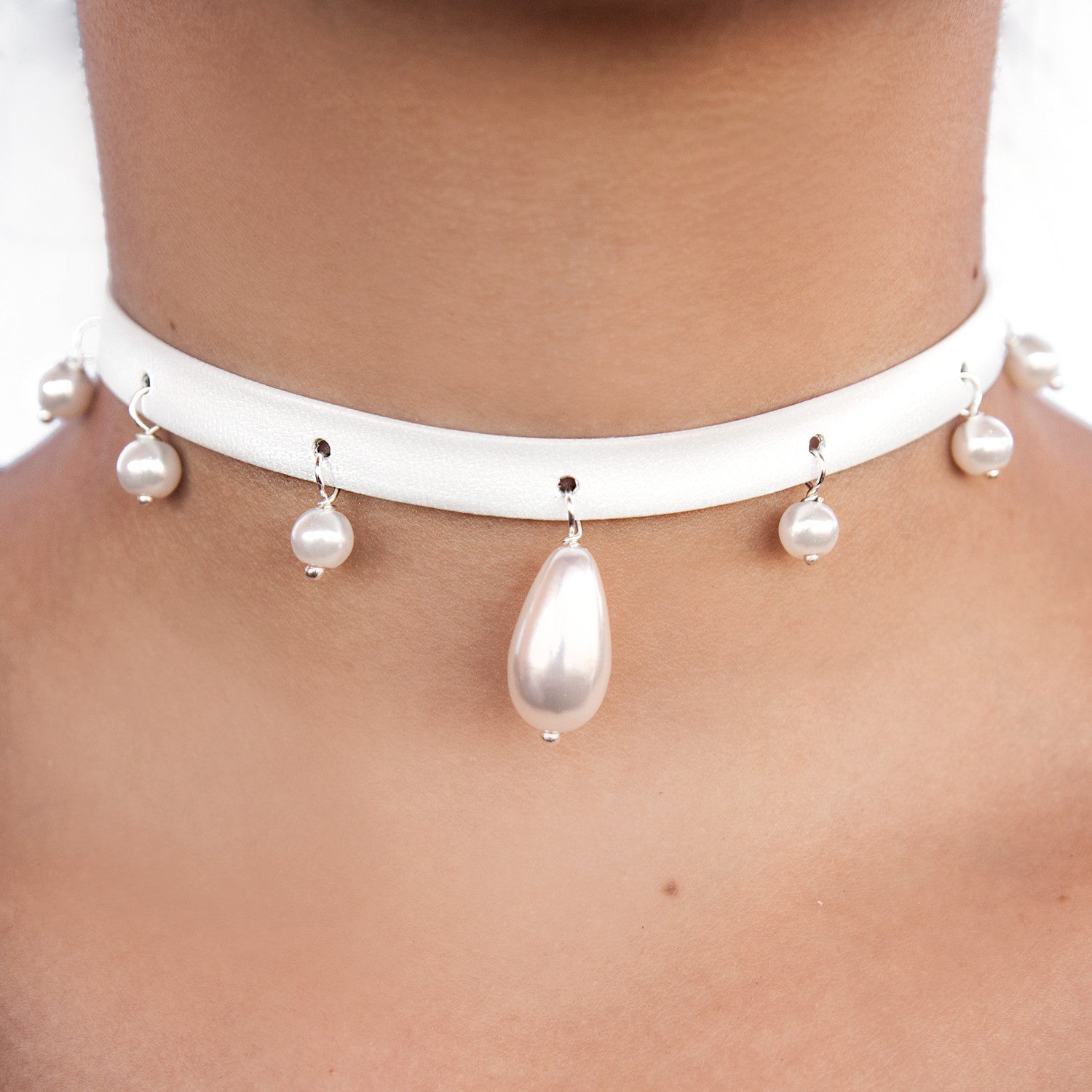 Mini Pearl Ball Teardrop Leather Choker