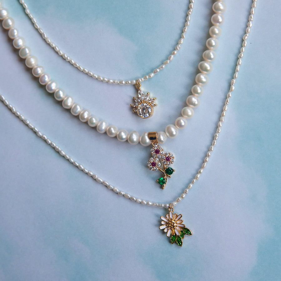 Daisy Rice Pearl Necklace