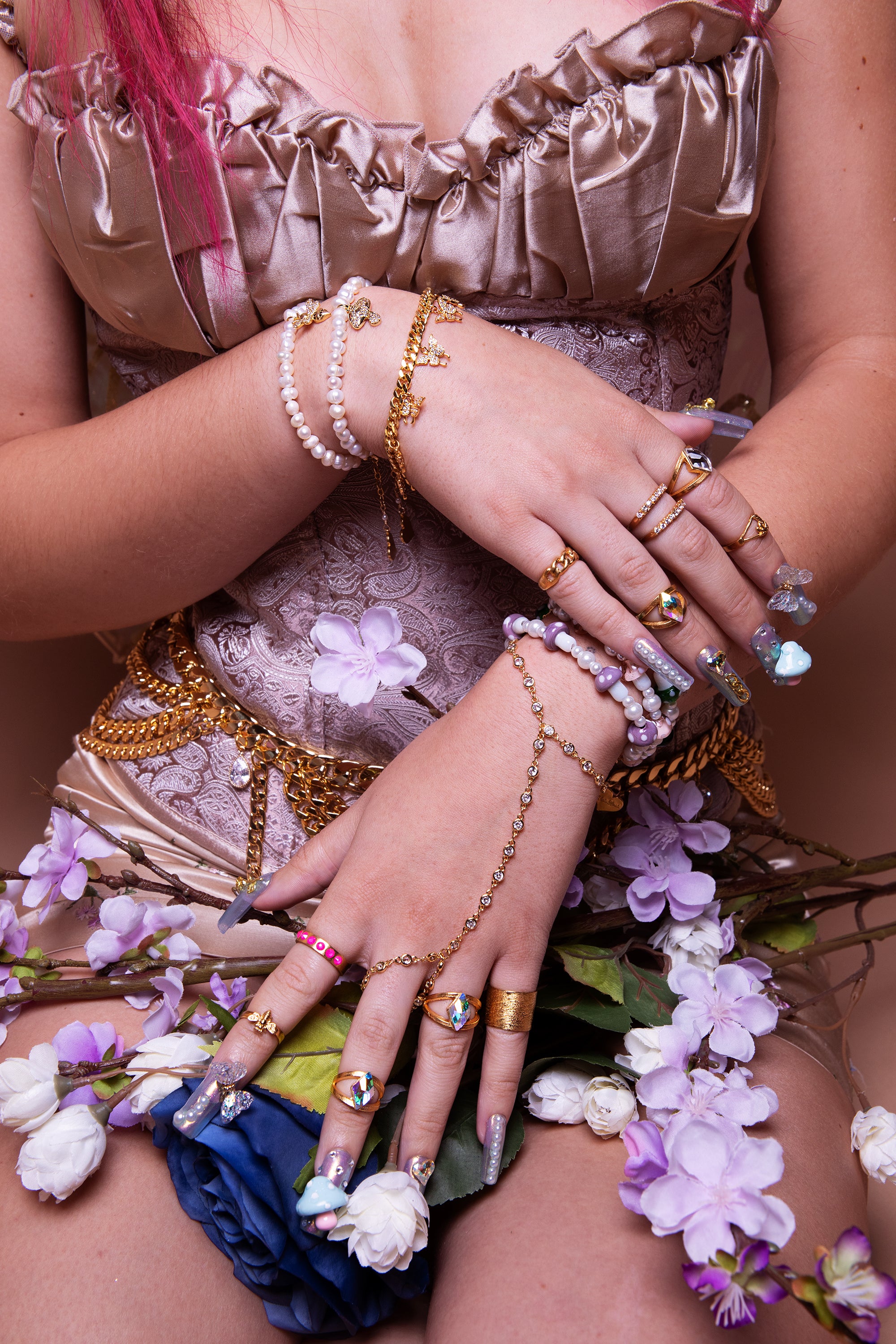 Cubic Circle Hand Chain